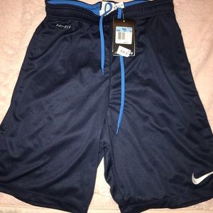 nike men’s athletic shorts